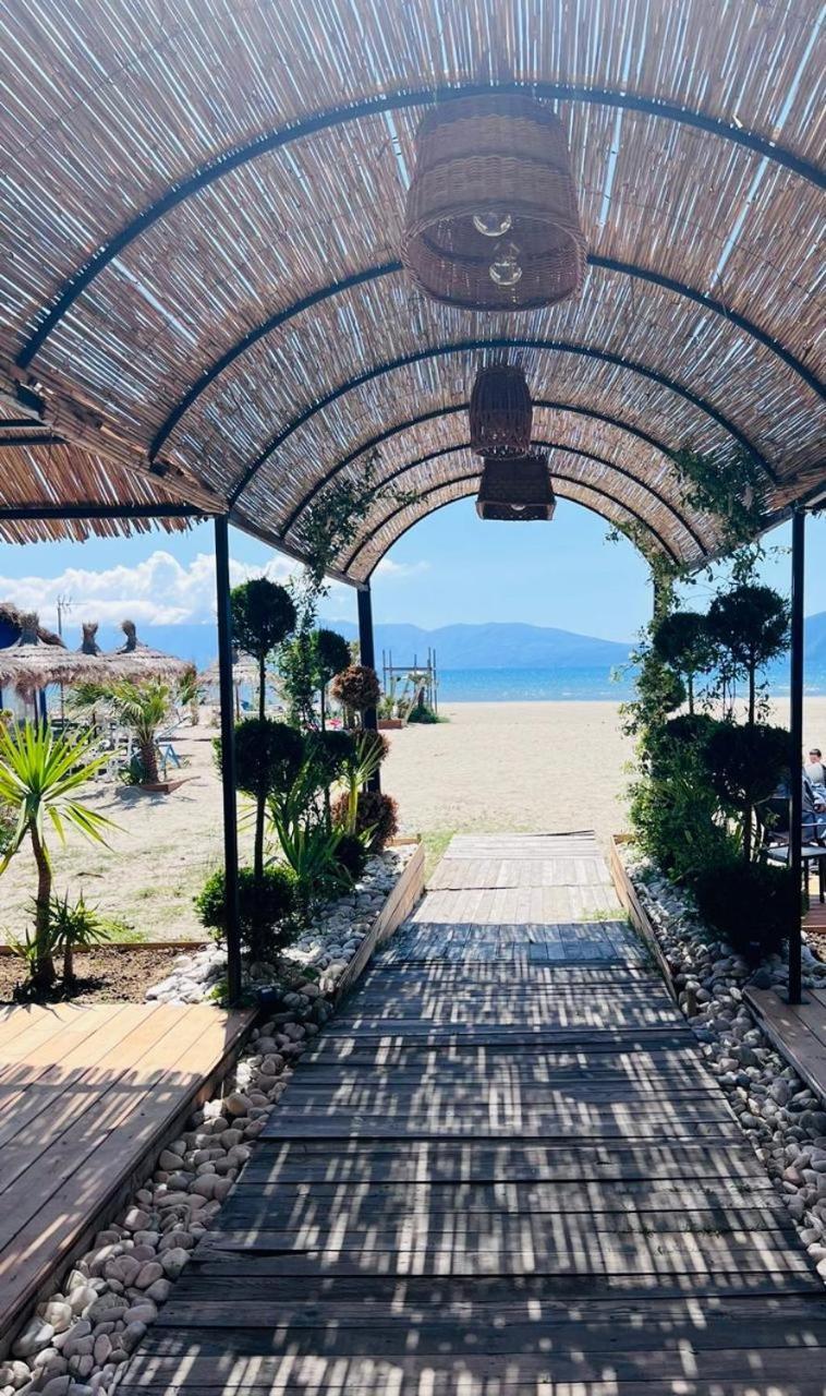 Soleil With Sunbed & Umbrella Vlore